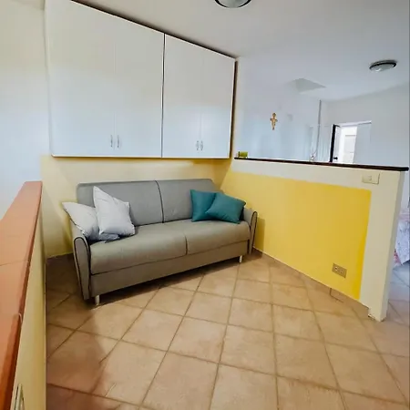 Apartamento Nido Romantico Apiro Con Balcone