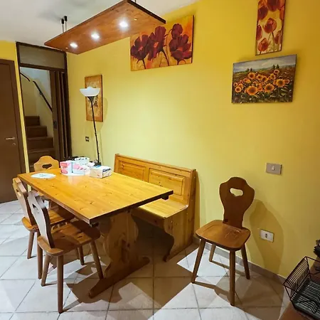 Nido Romantico Apiro Con Balcone